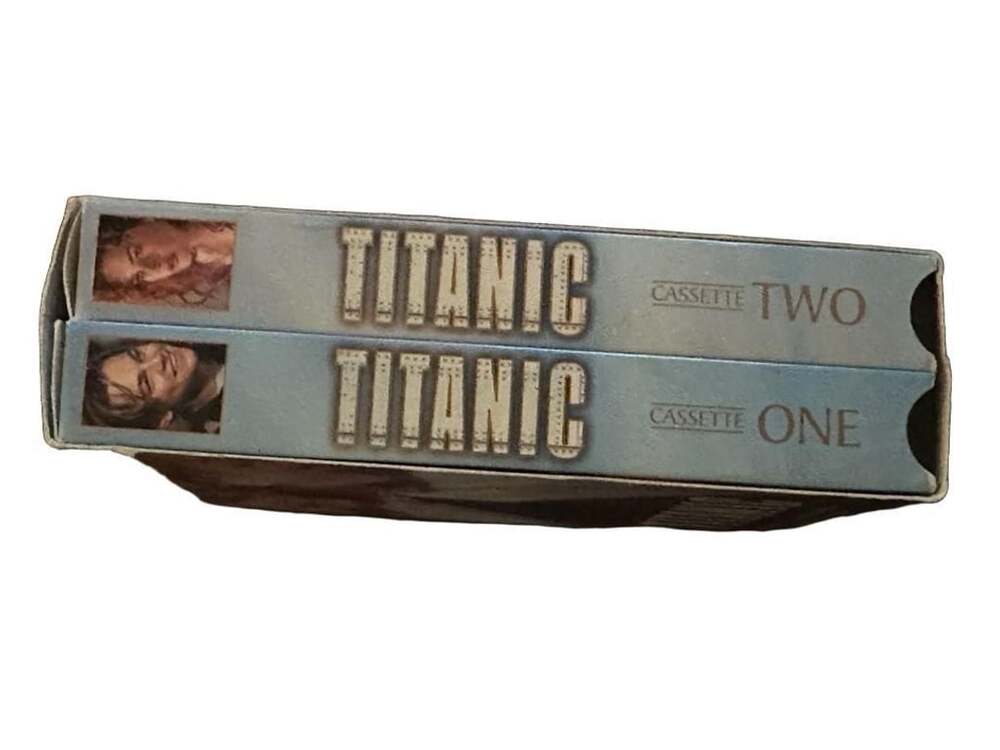 Titanic VHS Tape 2-Tape Set THX Mastered 1997 Movie